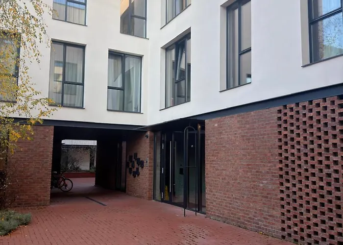 Urban Spaces In New Building With Free Parking *