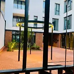 Urban Spaces In New Building With Free Parking Apartament *