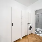 Urban Spaces In New Building With Free Parking Apartament Bucureşti