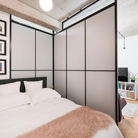 Urban Spaces In New Building With Free Parking * Bucarest