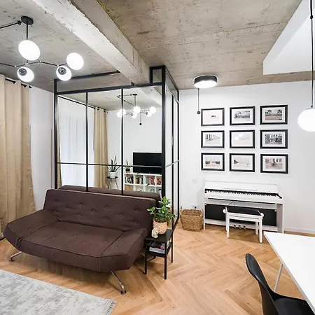 Urban Spaces In New Building With Free Parking Appartement