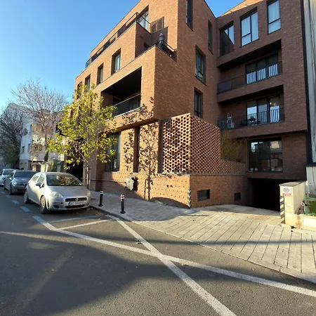 Appartement Urban Spaces In New Building With Free Parking