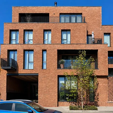 Appartement Urban Spaces In New Building With Free Parking