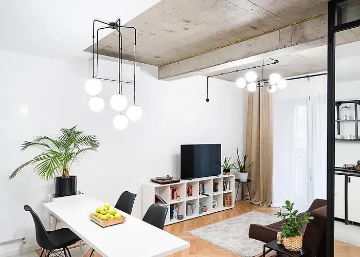 Urban Spaces In New Building With Free Parking * Bükreş