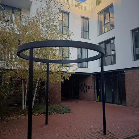 アパート Urban Spaces In New Building With Free Parking